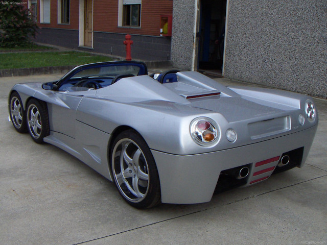 Silver sports car driveway building free wallpaper for desktop - medium preview image