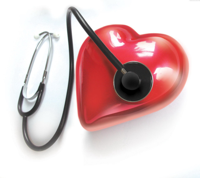 Heart stethoscope heartshaped objet Évariste free wallpaper for tablet - medium preview image