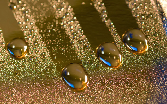 Metal water drops blue gold free wallpaper for desktop - medium preview image