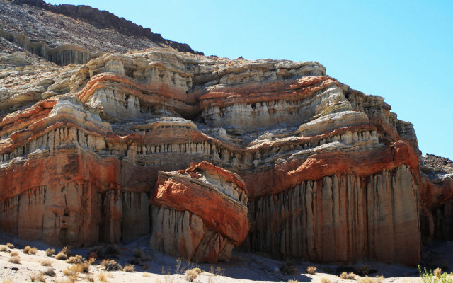 Rocky mountain tall rock formation free wallpaper for desktop - medium preview image