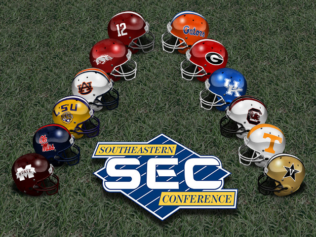 Football helmets field sec logo free wallpaper for desktop - medium preview image