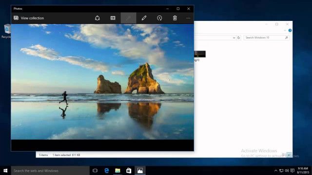 Computer screen person walking beach free wallpaper for desktop - medium preview image