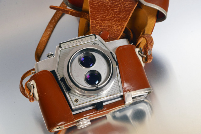 Camera bag table macro grey free wallpaper for desktop - medium preview image