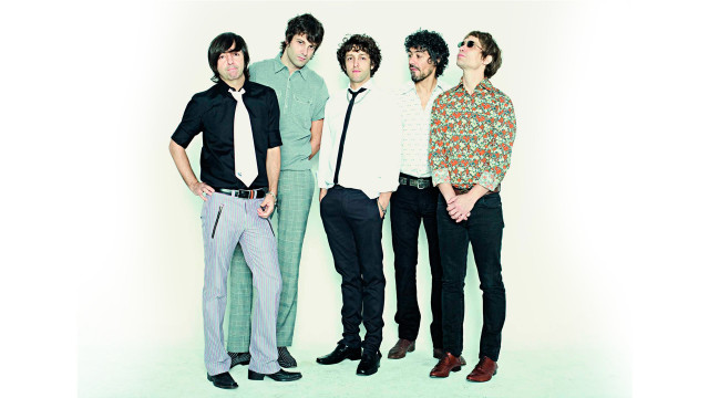 Young men dressed up looking free wallpaper for desktop - medium preview image