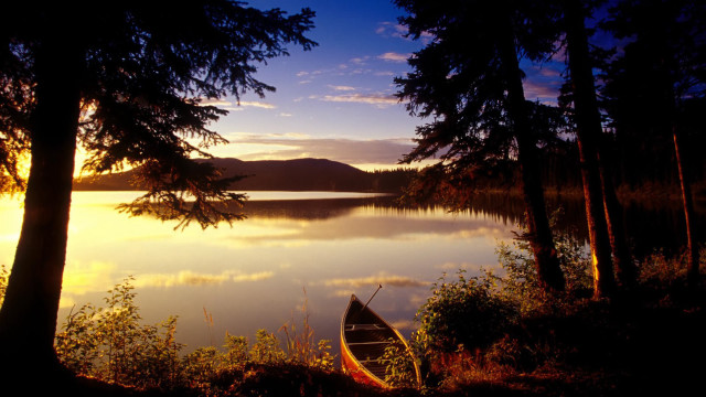Canoe sunset mountain lake autumn free wallpaper for desktop - medium preview image