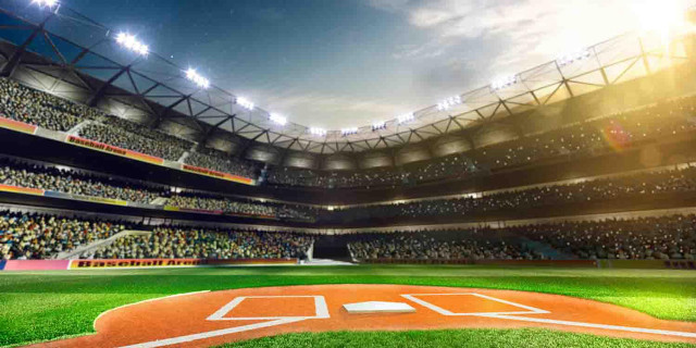 Baseball field crowd watching middle free wallpaper for desktop - medium preview image