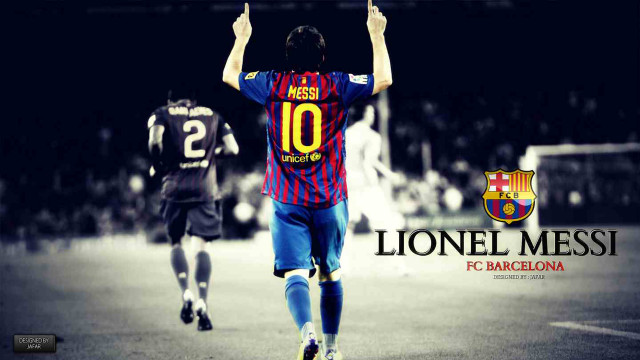 Man running soccer field arms #3 free wallpaper for desktop - medium preview image