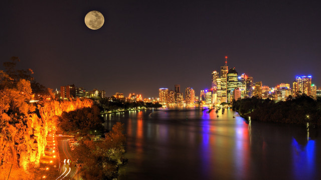 City skyline full moon river free wallpaper for desktop - medium preview image