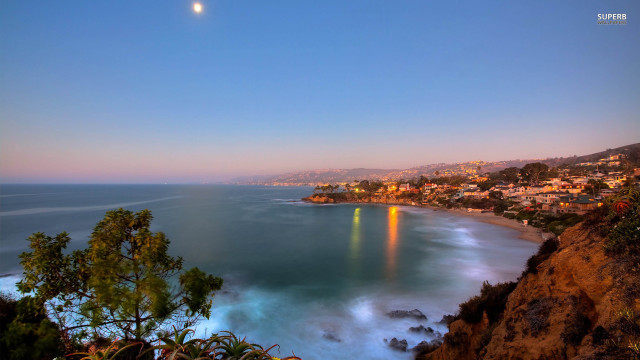 Beach full moon city horizon free wallpaper for desktop - medium preview image
