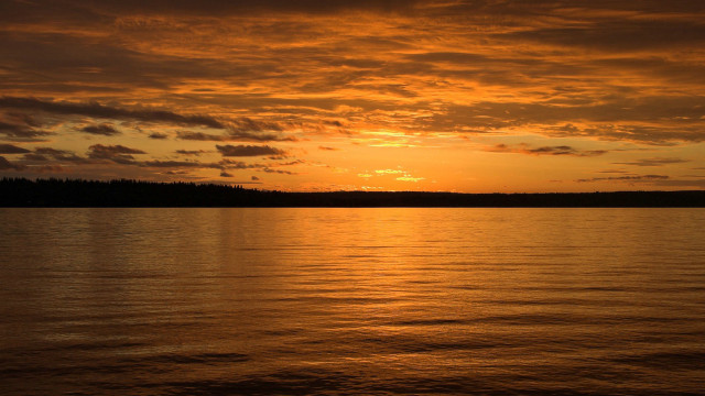 Sunset lake boat clouds matte free wallpaper for desktop - medium preview image