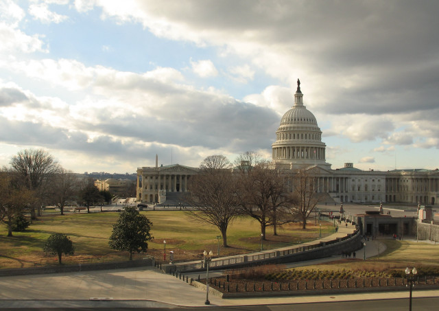 Capitol building washington dc cloudy free wallpaper for desktop - medium preview image