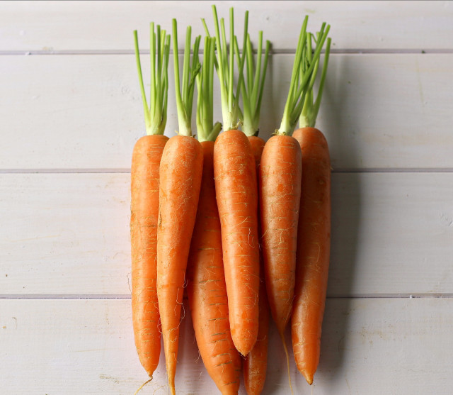 Carrots white table wood spring free wallpaper for tablet - medium preview image