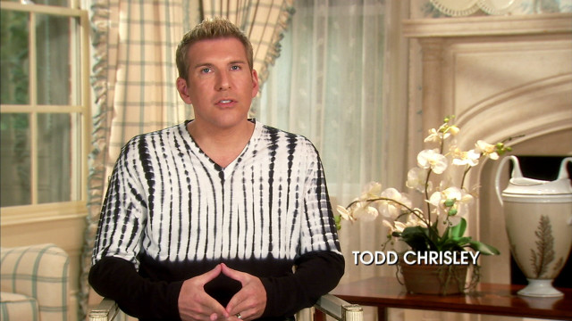 Man black white shirt serious free wallpaper for desktop - medium preview image