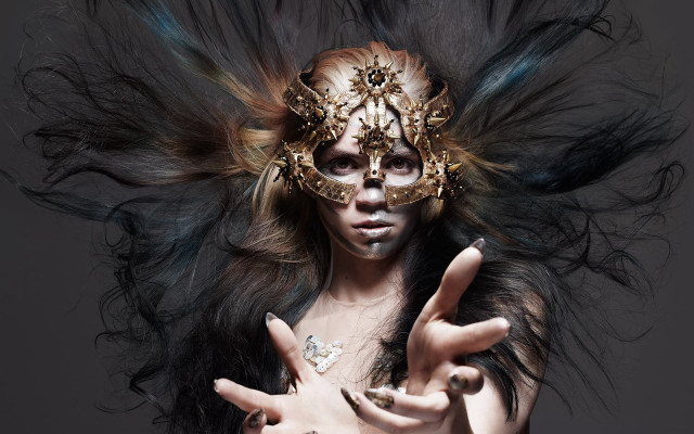 Woman weird mask feathers head free wallpaper for desktop - medium preview image