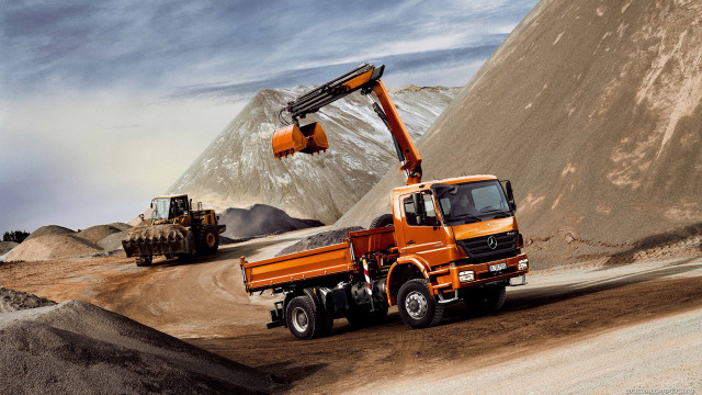 Truck dirt road dump truck free wallpaper for desktop - medium preview image