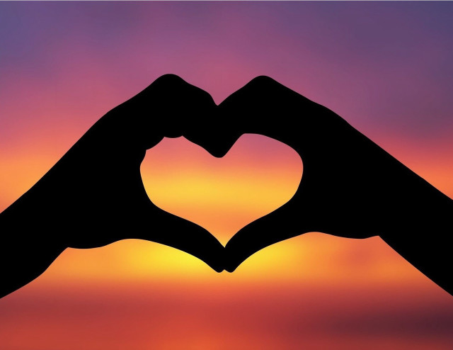 Hands heart sunset pink purple #4 free wallpaper for desktop - medium preview image