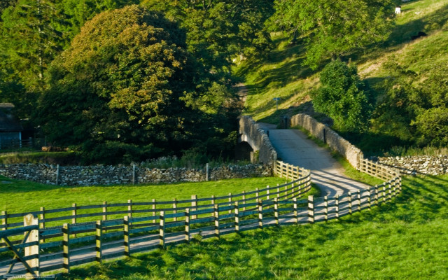 Wooden fence grass road hill free wallpaper for desktop - medium preview image