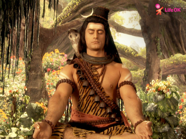 Man costume forest snake head free wallpaper for desktop - medium preview image