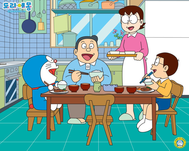 Family dinner kitchen together eating free wallpaper for desktop - medium preview image