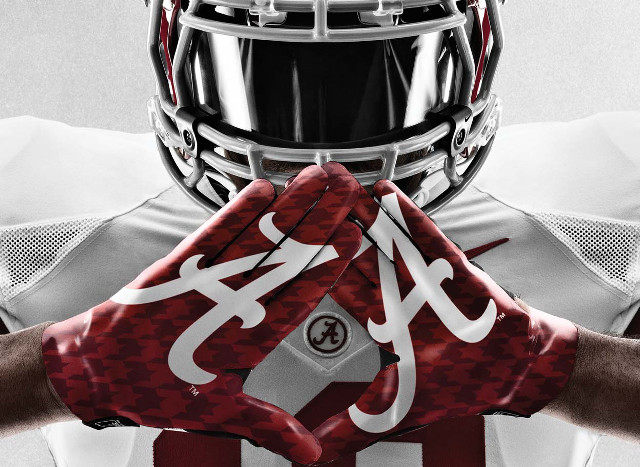 Football player number18 hands together free wallpaper for desktop - medium preview image