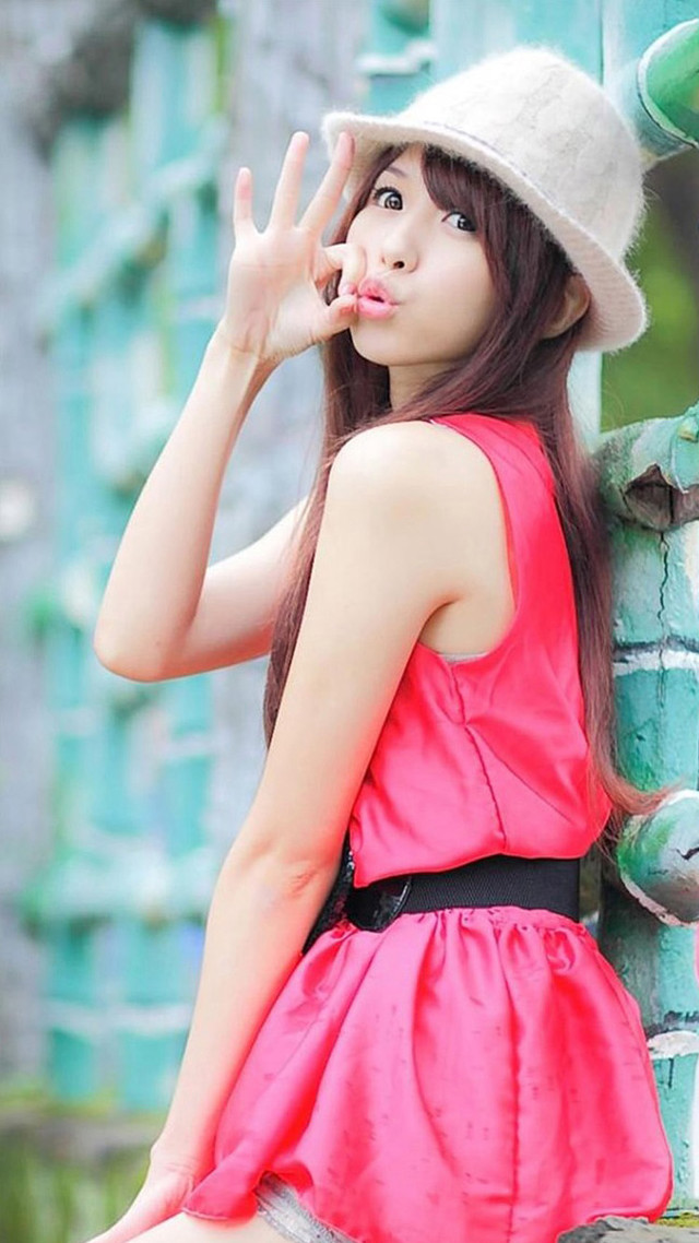 Alice pink dress hat outdoors free wallpaper for mobile - medium preview image