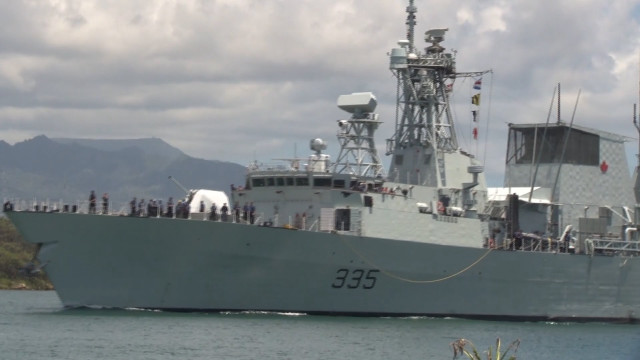 Large boat people water mountain free wallpaper for desktop - medium preview image