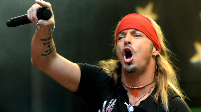 Eric taylor bandana singing microphone free wallpaper for desktop - medium preview image