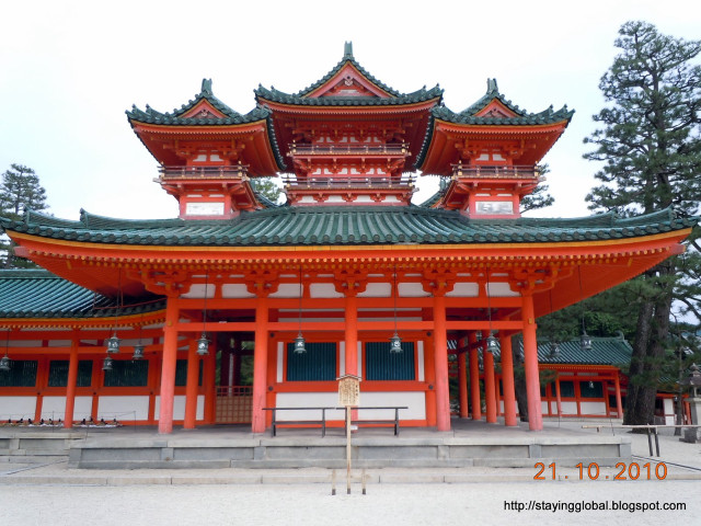 Large red building tall tower free wallpaper for desktop - medium preview image