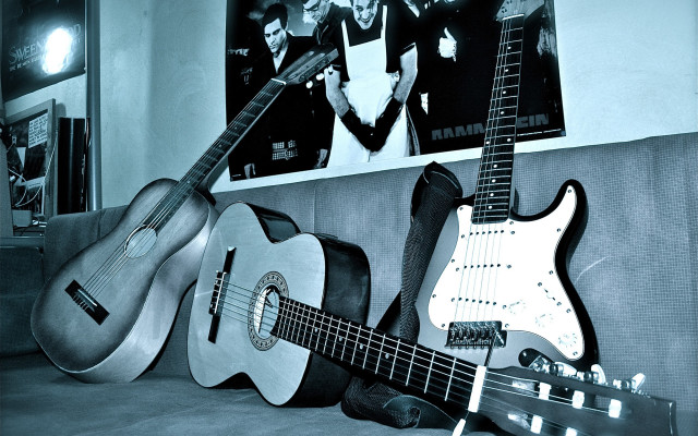 Guitars elvis presley poster black free wallpaper for desktop - medium preview image