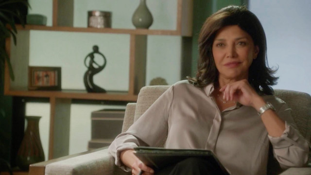 Woman sitting chair tablet vase free wallpaper for desktop - medium preview image