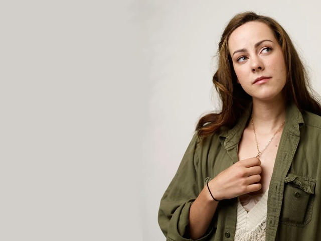 Eve rider green jacket surprised free wallpaper for desktop - medium preview image