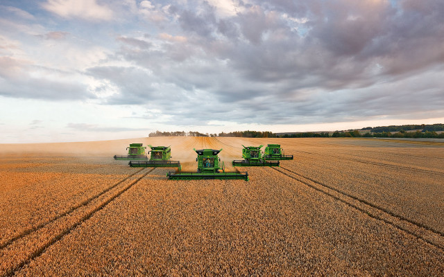 Green farm equipment wheat field free wallpaper for desktop - medium preview image