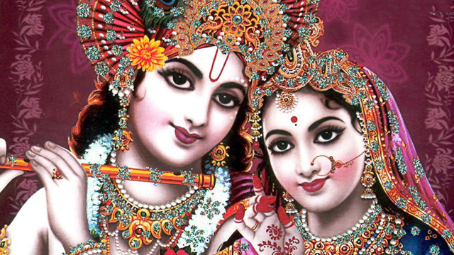 Indian garb women posing together free wallpaper for desktop - medium preview image