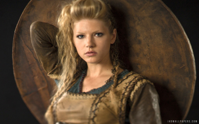 Woman brown dress round frame free wallpaper for desktop - medium preview image