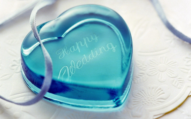 Blue heart glass box happy free wallpaper for desktop - medium preview image