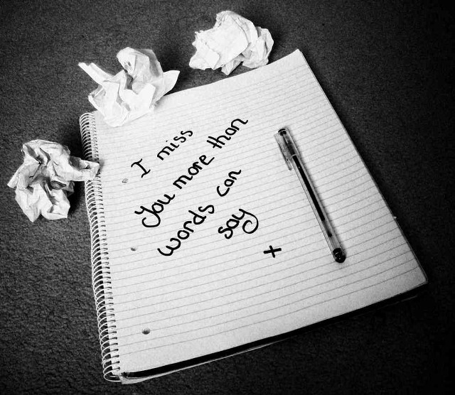 Notepad pen crumpled paper i free wallpaper for desktop - medium preview image