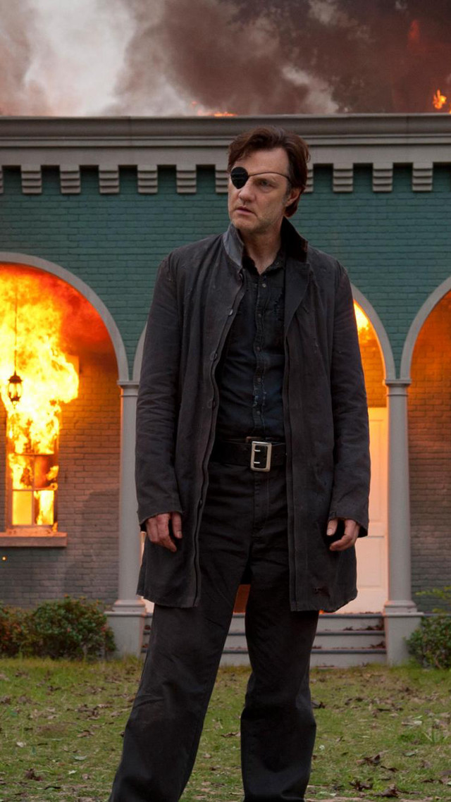 Man fire building background sky free wallpaper for mobile - medium preview image