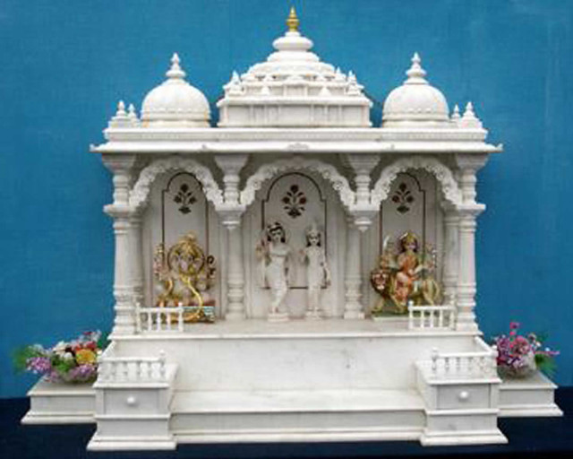 White statue man woman temple free wallpaper for desktop - medium preview image