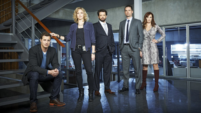 Group people room staircase man #3 free wallpaper for desktop - medium preview image