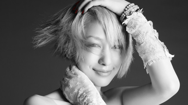 Woman white dress gloves head free wallpaper for desktop - medium preview image