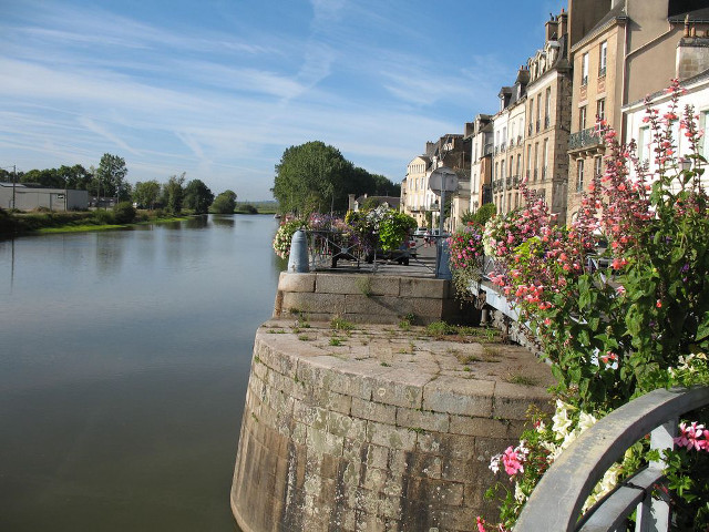 River flowers bridge buildings background free wallpaper for desktop - medium preview image