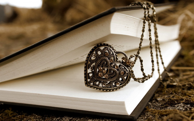 Book heart pendant chain romanticism free wallpaper for desktop - medium preview image