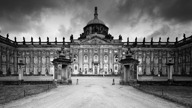 Large building gate cloudy sky free wallpaper for desktop - medium preview image