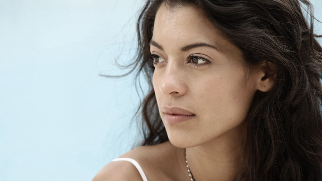 Woman long hair necklace blue #6 free wallpaper for desktop - medium preview image