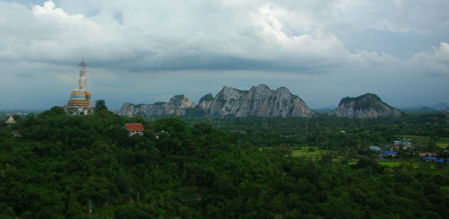Mountain range pagoda cloudy sky free wallpaper for desktop - medium preview image