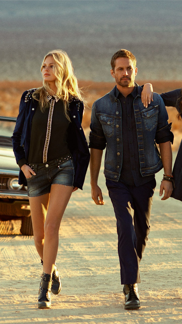 Man woman walking dirt road free wallpaper for mobile - medium preview image