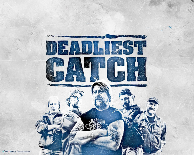 Deadliftt catch group men poster free wallpaper for desktop - medium preview image