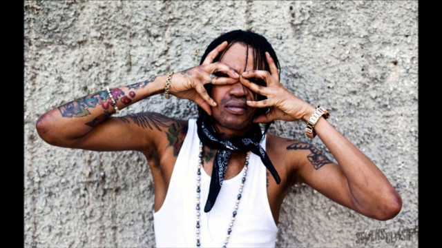 Man tattoos eyes hands rock free wallpaper for desktop - medium preview image