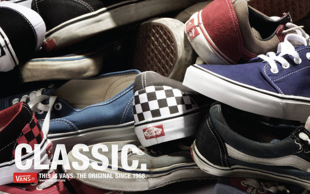 Classic vans colored checkered bottom free wallpaper for desktop - medium preview image