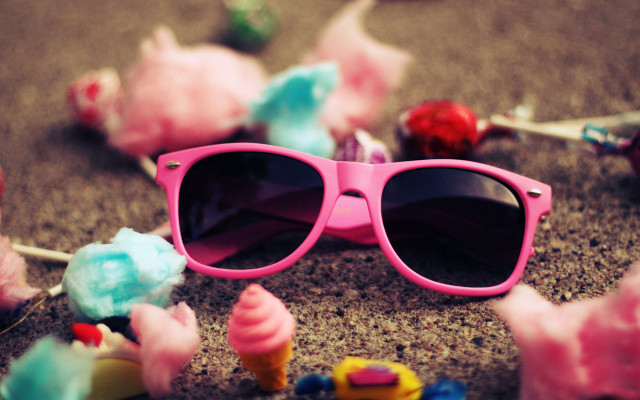 Pink sunglasses table candy candies free wallpaper for desktop - medium preview image